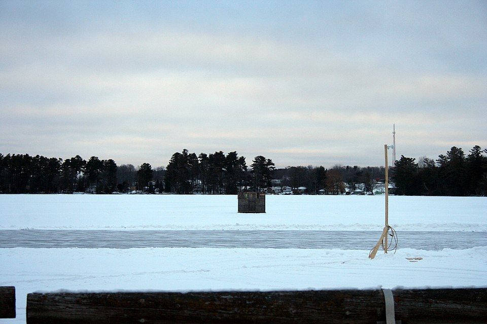 ice fishing houses prepared for winter travel